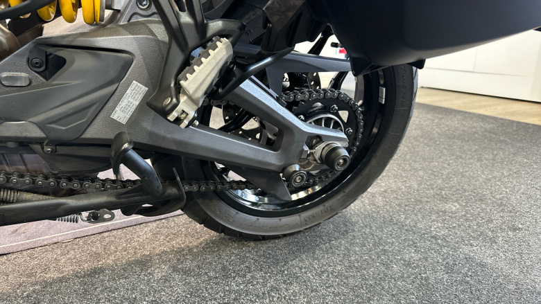 Ducati Multistrada V2 S Red (25MY)